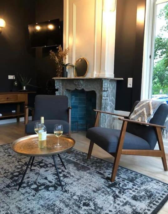 Villa Statige Boerderijwoning Met Vrij Uitzicht En Tuin à Hoogzand Extérieur photo